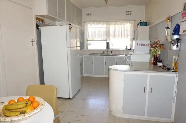 Fifth view of Homely house listing, 11 Links Road, Yass NSW 2582