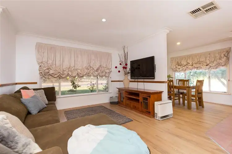 Fifth view of Homely house listing, 334 Irymple Avenue, Nichols Point VIC 3501