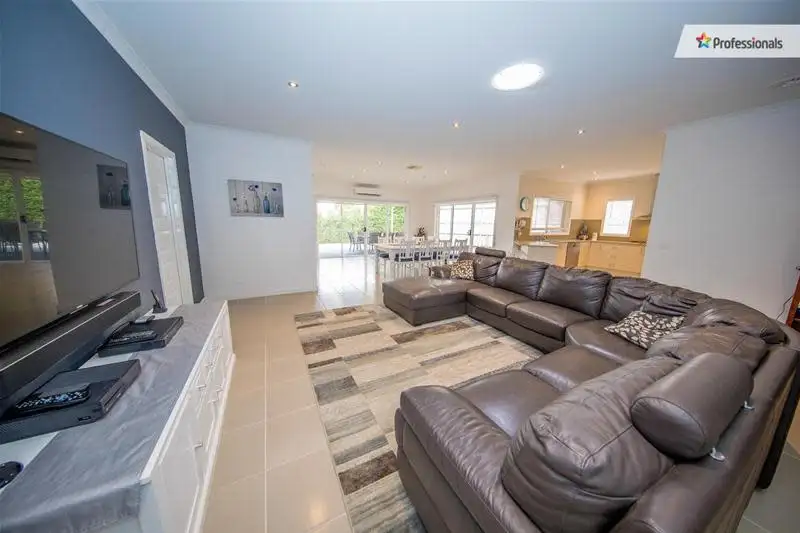 Main view of Homely house listing, 41 Castlemaine Drive, Eynesbury VIC 3338