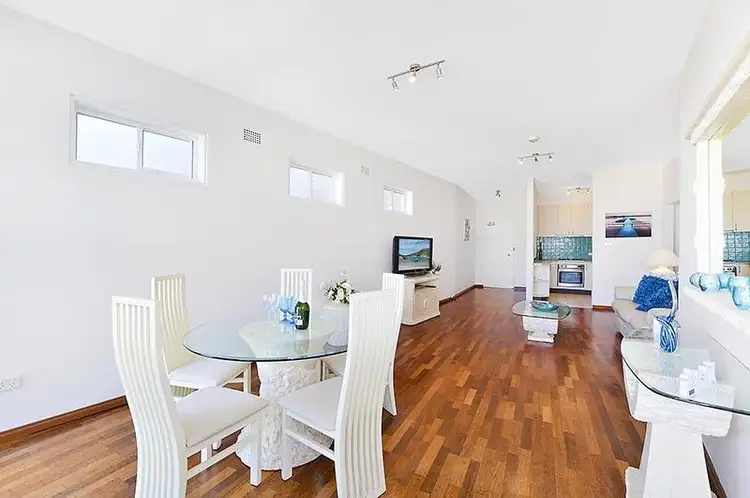 Third view of Homely apartment listing, 8/24 Queenscliff Road, Queenscliff NSW 2096