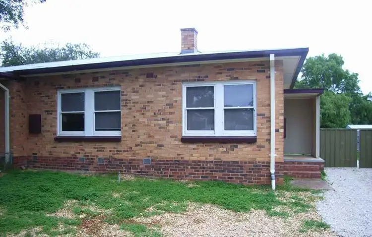 18 Midlow Road, Elizabeth Downs SA 5113