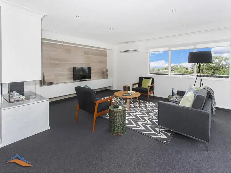Fifth view of Homely house listing, 39 Sunninghill Circuit, Mount Ousley NSW 2519