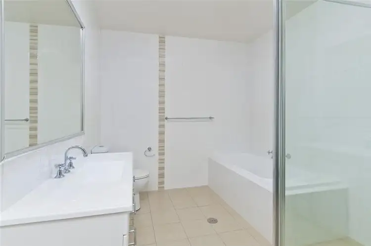Sixth view of Homely apartment listing, 3/39 The Parade, North Haven NSW 2443