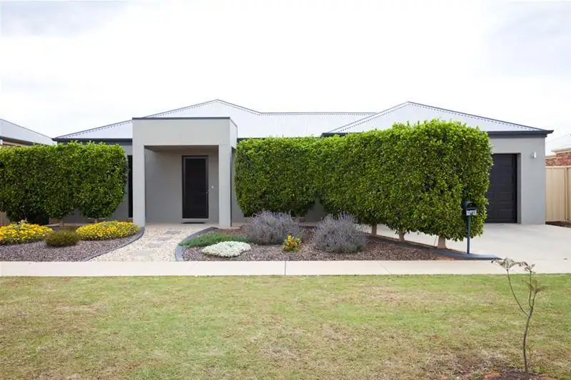 Main view of Homely house listing, 96 Dyar Avenue, Mildura VIC 3500