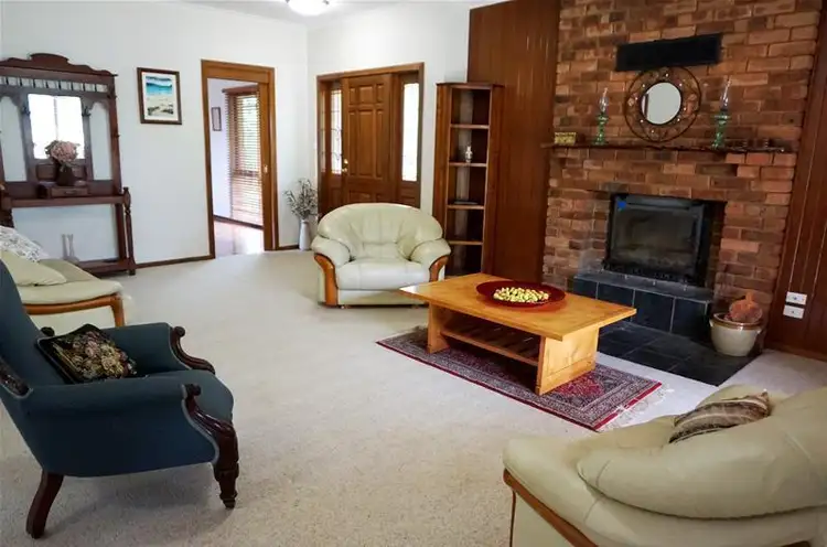 Fifth view of Homely house listing, 7 Merriman Place, Murrumbateman NSW 2582