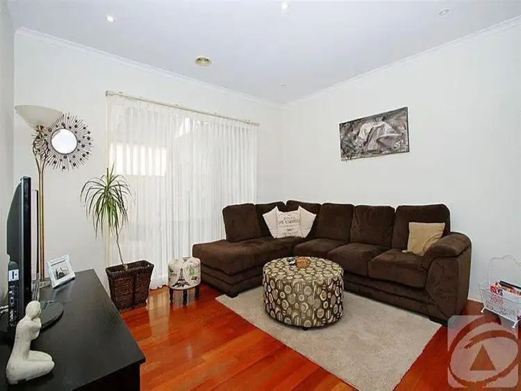 Seventh view of Homely house listing, 16 Tamora Way, Sydenham VIC 3037
