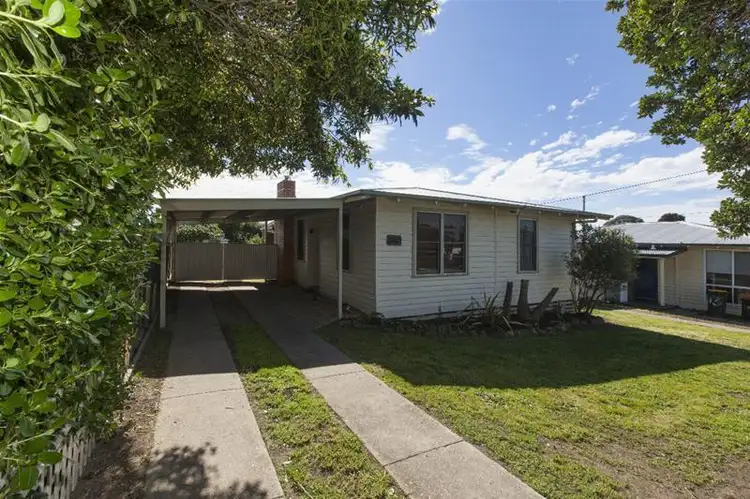 11 Montgomery Street, Ararat VIC 3377