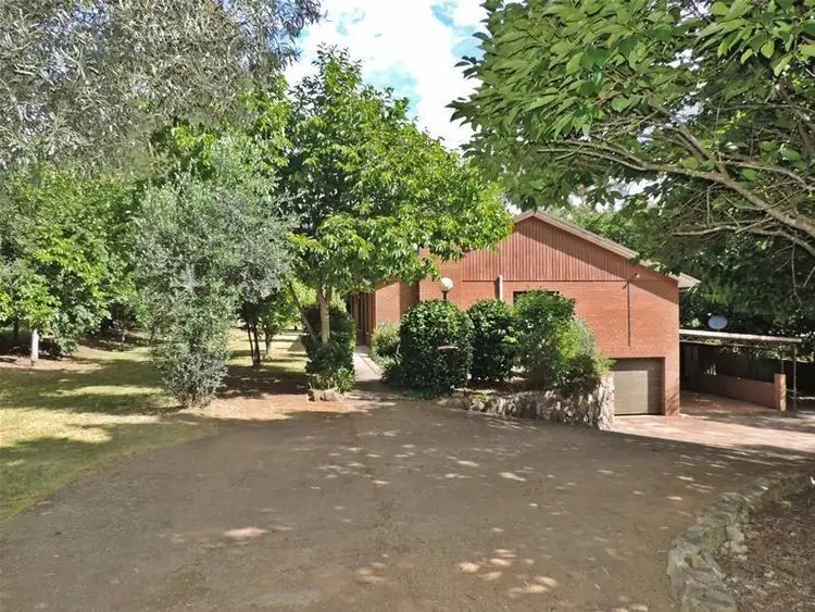 154 Churchill Avenue, Bright VIC 3741
