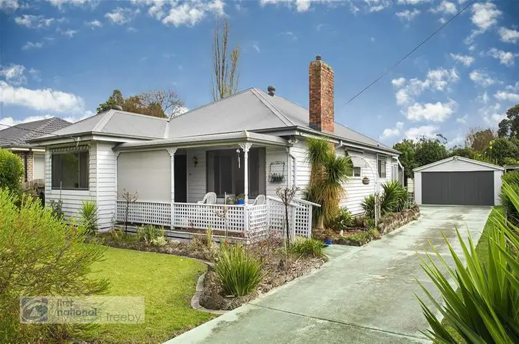 16 Ricky Court, Mooroolbark VIC 3138