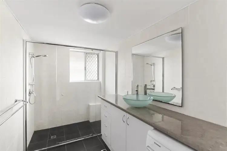 Fifth view of Homely unit listing, 3/2 Twenty Sixth Avenue, Palm Beach QLD 4221