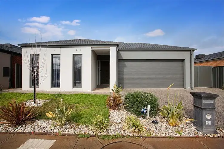 30 Lamington Drive, Tarneit VIC 3029