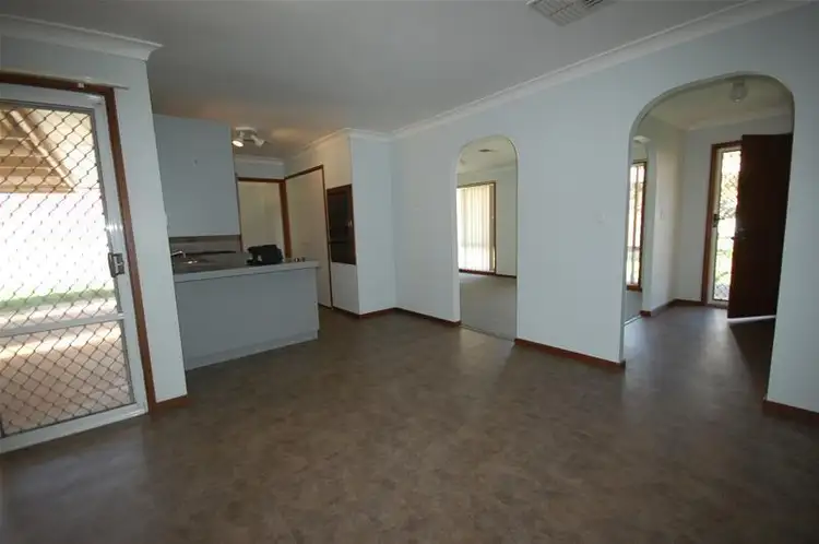 Fourth view of Homely house listing, 5 Yungana Place, Glenfield Park NSW 2650