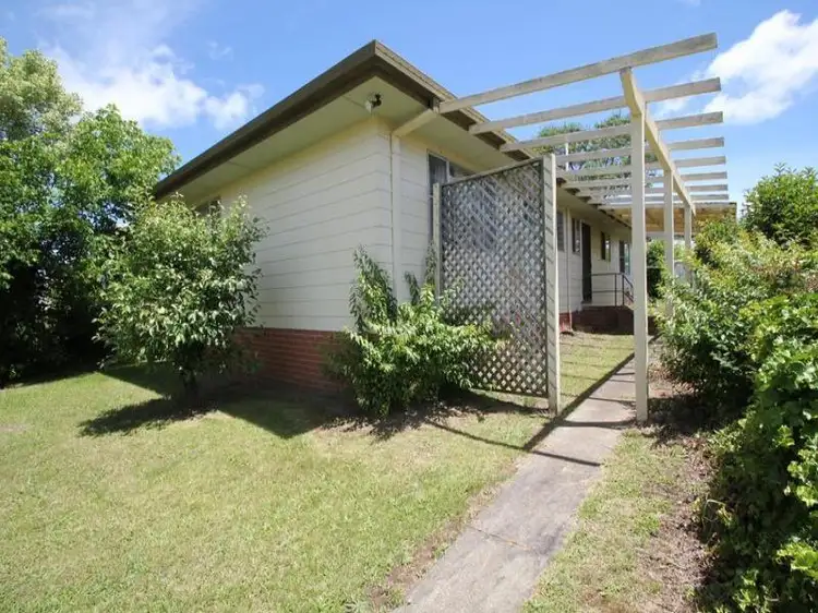 104A Martin Street, Tenterfield NSW 2372