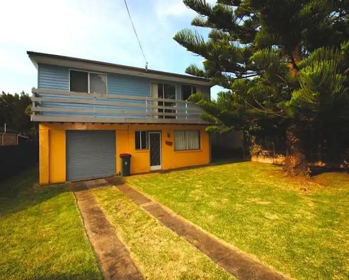 17 The Mall, Culburra Beach NSW 2540