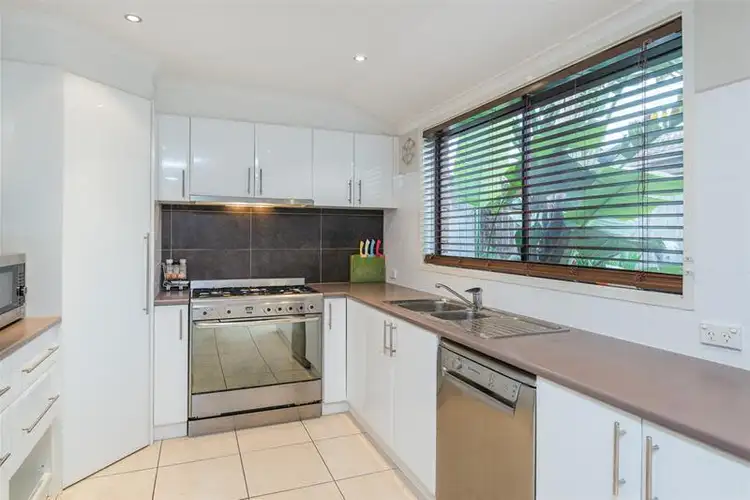 Fifth view of Homely house listing, 2 Joshua Court, Lara VIC 3212