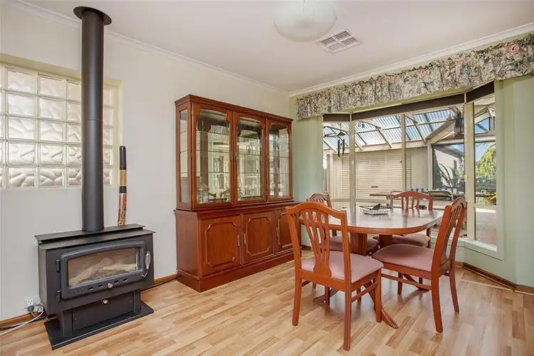 Fifth view of Homely house listing, 2 Falcon Court, Hallett Cove SA 5158