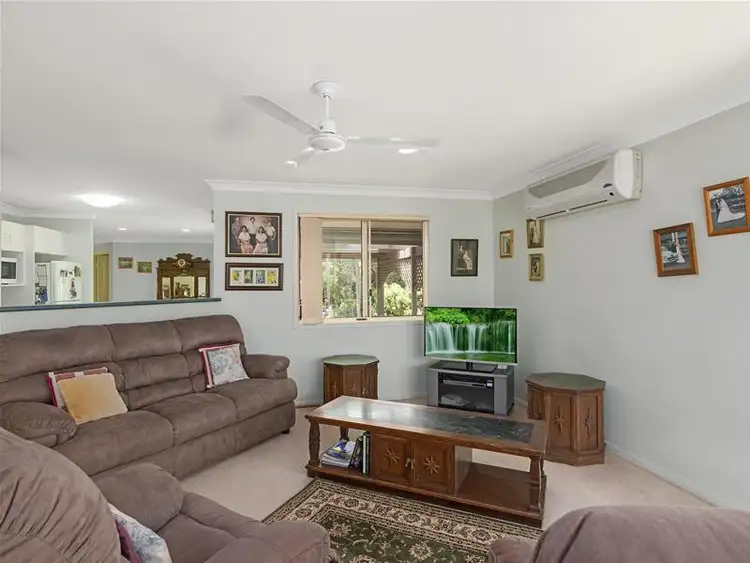 Seventh view of Homely house listing, 8 Gloucester Court, Highland Park QLD 4211