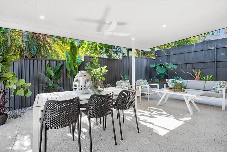 Fifth view of Homely villa listing, 2/37 Shirley Street, Southport QLD 4215