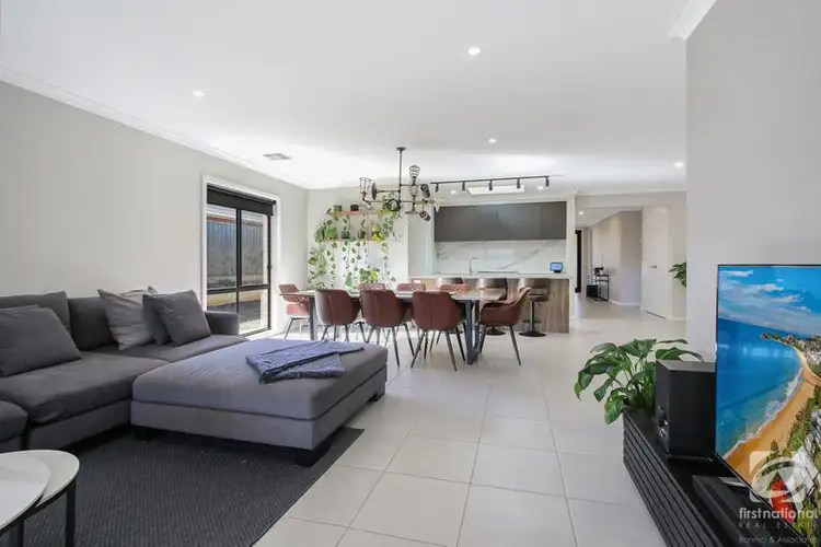 Fifth view of Homely house listing, 1 Lorikeet Close, Thurgoona NSW 2640