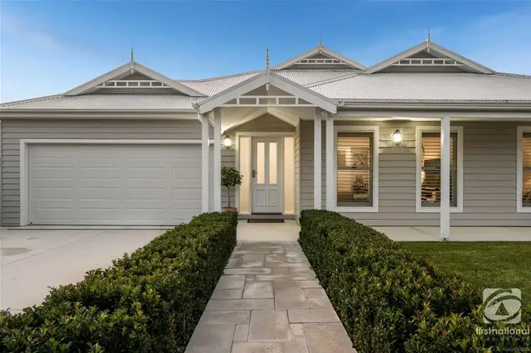 25 Mossgrove Way, Beechworth VIC 3747