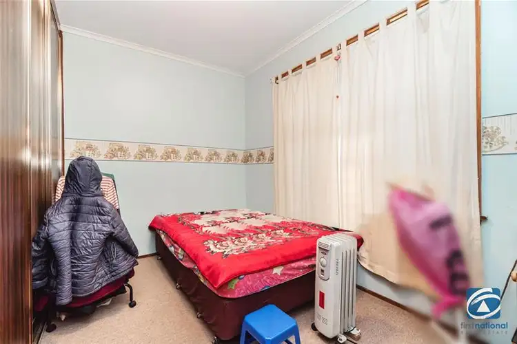 Fifth view of Homely house listing, 9 Leigh Court, Dallas VIC 3047