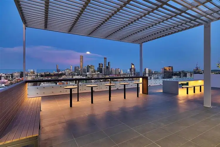 2/19 Railway Terrace, Milton QLD 4064