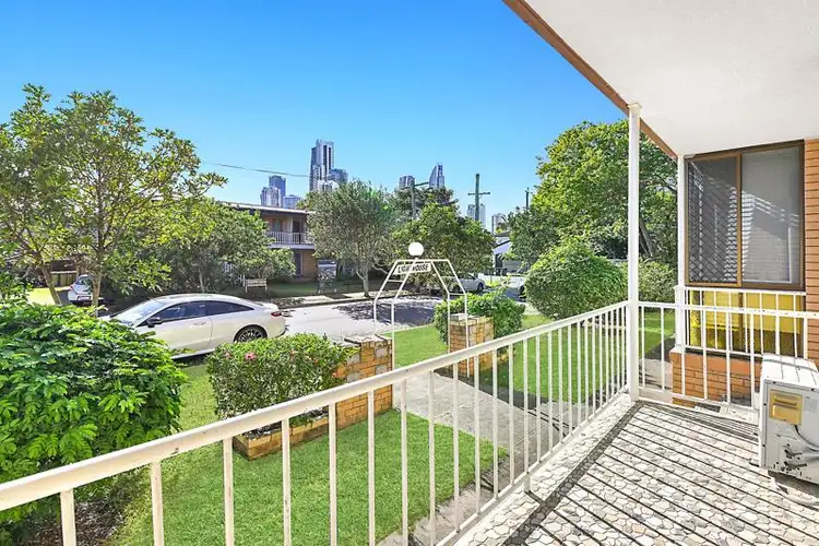 3/2 Sunrise Boulevard, Surfers Paradise QLD 4217