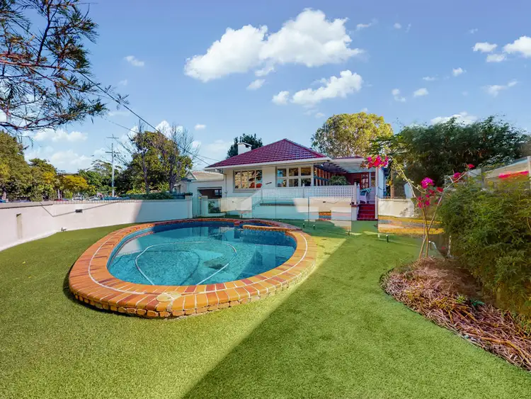40 Bauer Street, Southport QLD 4215