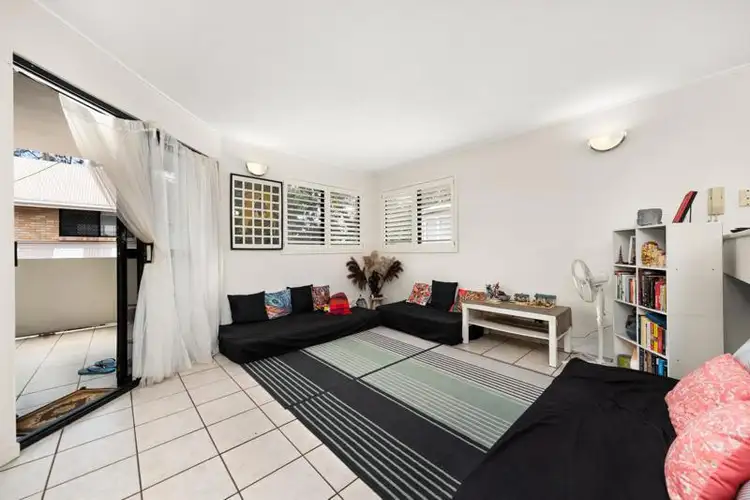 Fifth view of Homely apartment listing, 2/31 Drake Street, West End QLD 4101