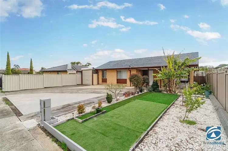 6 Homewood Court, Meadow Heights VIC 3048