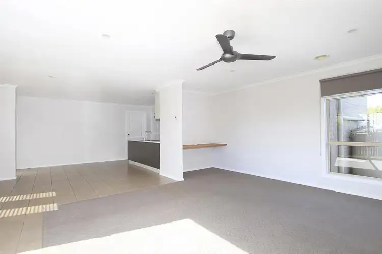 Third view of Homely house listing, 5 Singleton Court, Warrnambool VIC 3280