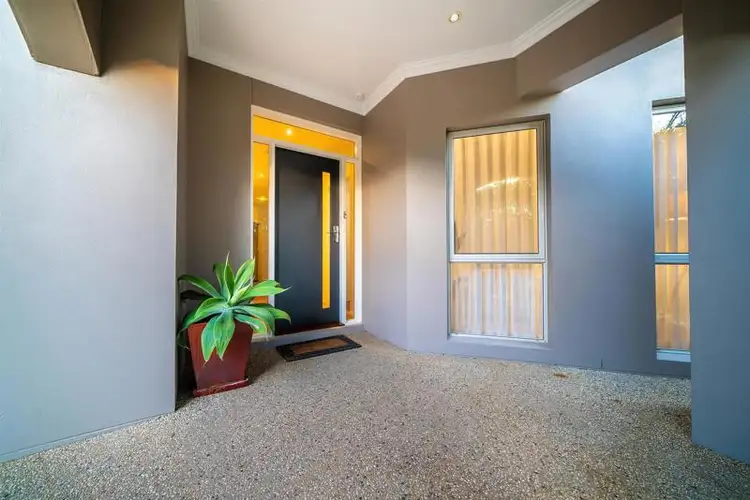 Second view of Homely house listing, 7 Popular Alm Court, Mildura VIC 3500