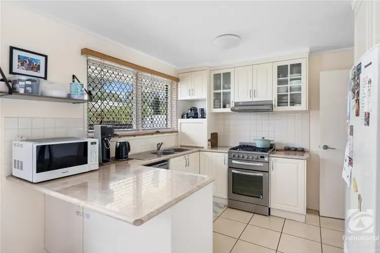 Sixth view of Homely house listing, 5 Healey Close, Wodonga VIC 3690