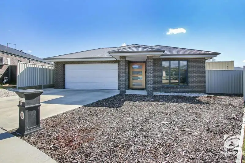 Main view of Homely house listing, 19 Isdell Place, West Wodonga VIC 3690