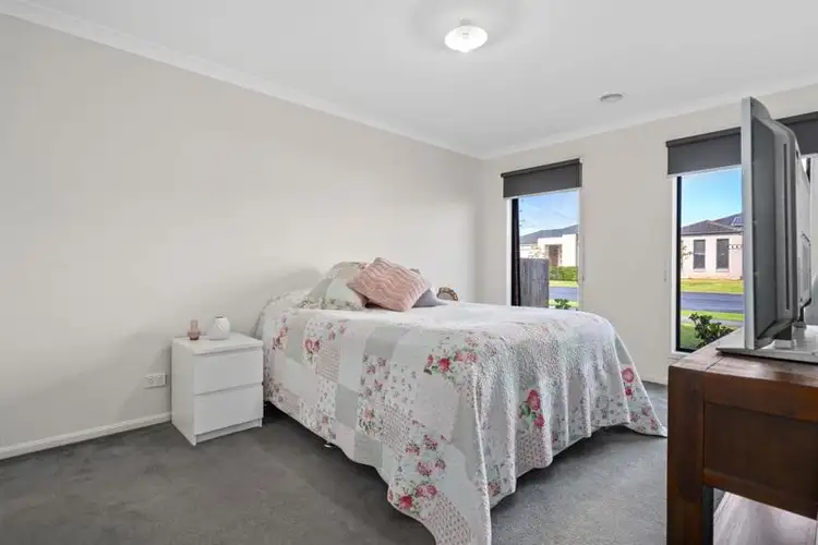 Fifth view of Homely house listing, 4 Thomas Place, Warrnambool VIC 3280