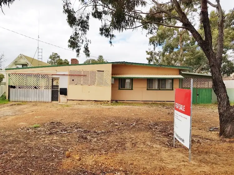 3 KINTORE Street, Moora WA 6510