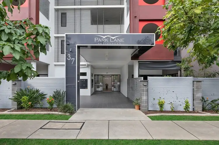 5/37 Playfield Street, Chermside QLD 4032