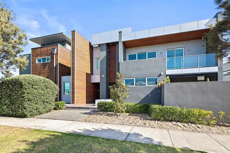 Main view of Homely apartment listing, 4/25-27 Nepean Highway, Aspendale VIC 3195