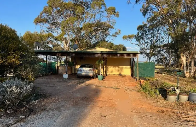 3 PRYRE Street, Coomberdale WA 6512