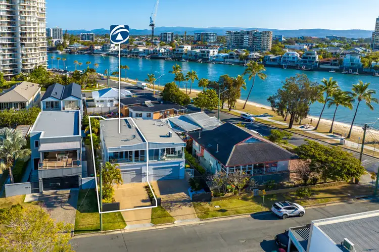 1/38 Pine Avenue, Surfers Paradise QLD 4217