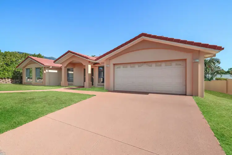 3 Little Hampton Court, Arundel QLD 4214