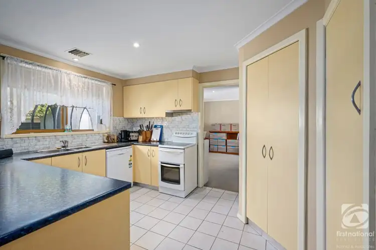 Second view of Homely house listing, 10 Amaroo Crescent, Wodonga VIC 3690
