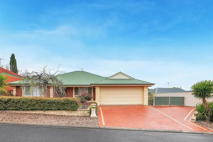 1 Stonewall Place, Greenwith SA 5125