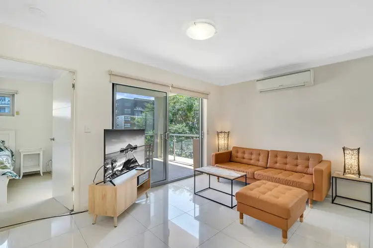1/22 Western Avenue, Chermside QLD 4032
