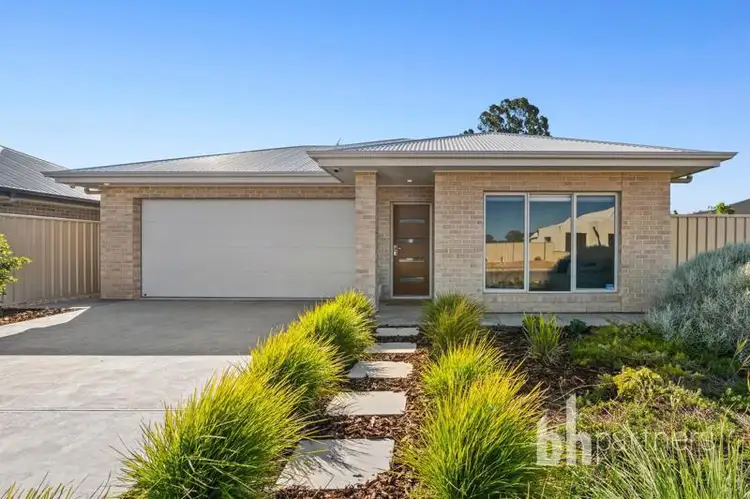 12 Dean Semler Drive