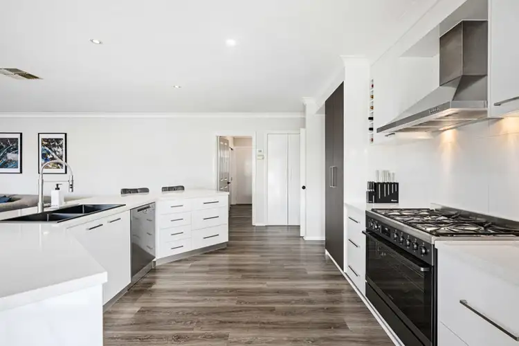 Fifth view of Homely house listing, 1A Avondale Drive, Wodonga VIC 3690