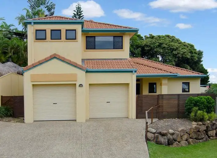 Main view of Homely townhouse listing, 2/16 Wuruma Court, Elanora QLD 4221