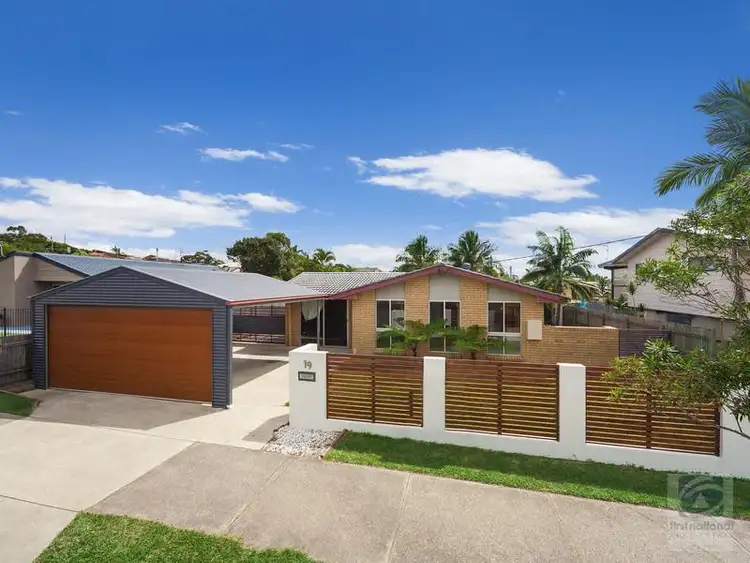 19 Browning Blvd, Battery Hill QLD 4551