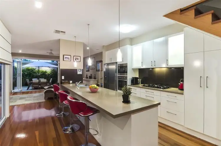 2/37 Fifth Avenue, Palm Beach QLD 4221