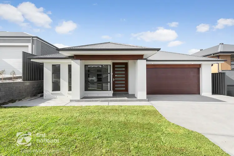 16 Karobarling Street, Edgeworth NSW 2285